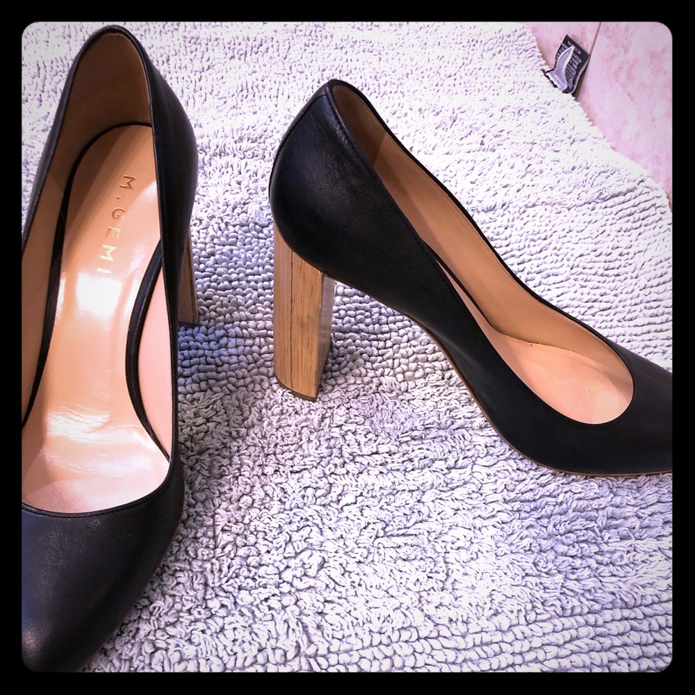 M. Gemi Black Mandorla Heels